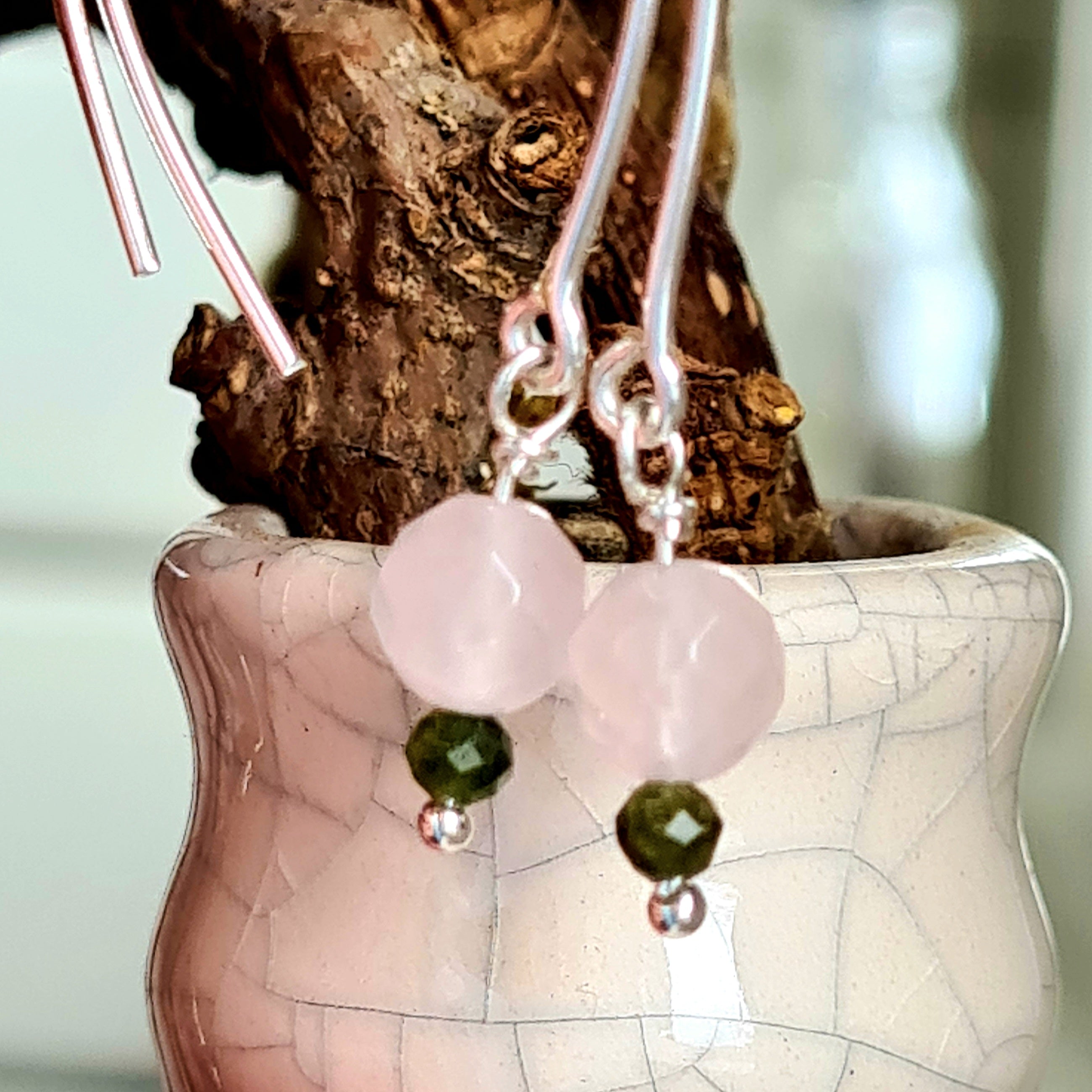 Oorbellen Pale Blush, met rozekwarts