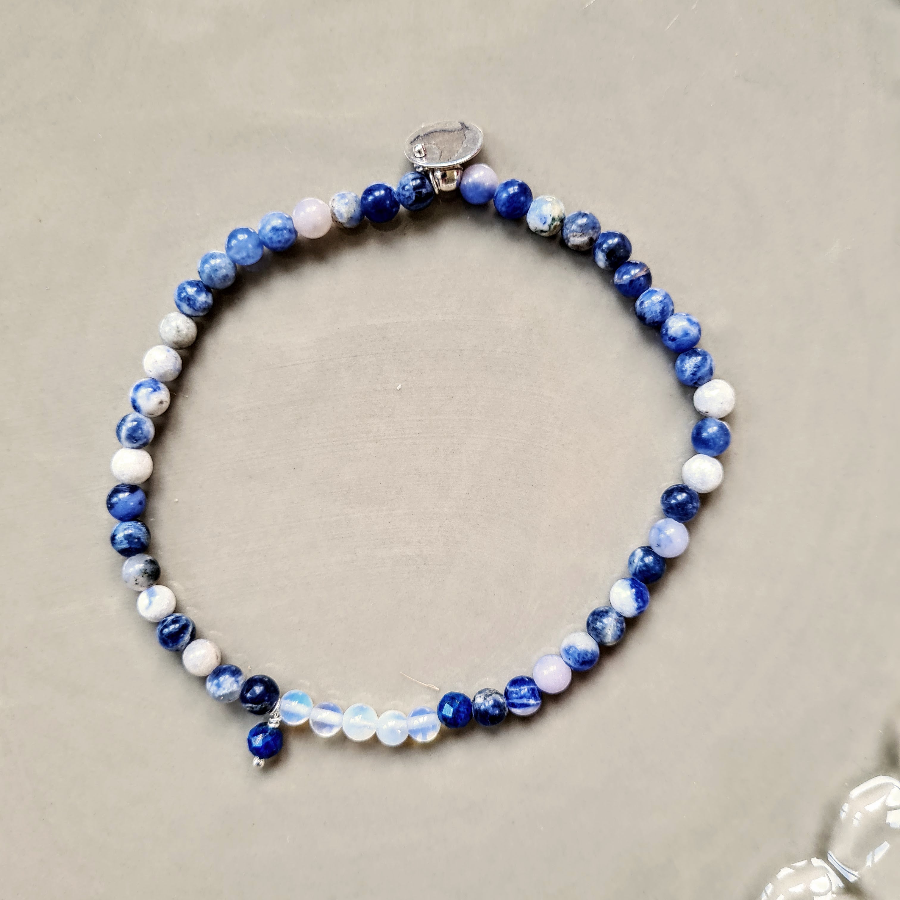 Enkelbandje New Moon, sodaliet, maansteen, lapis lazuli