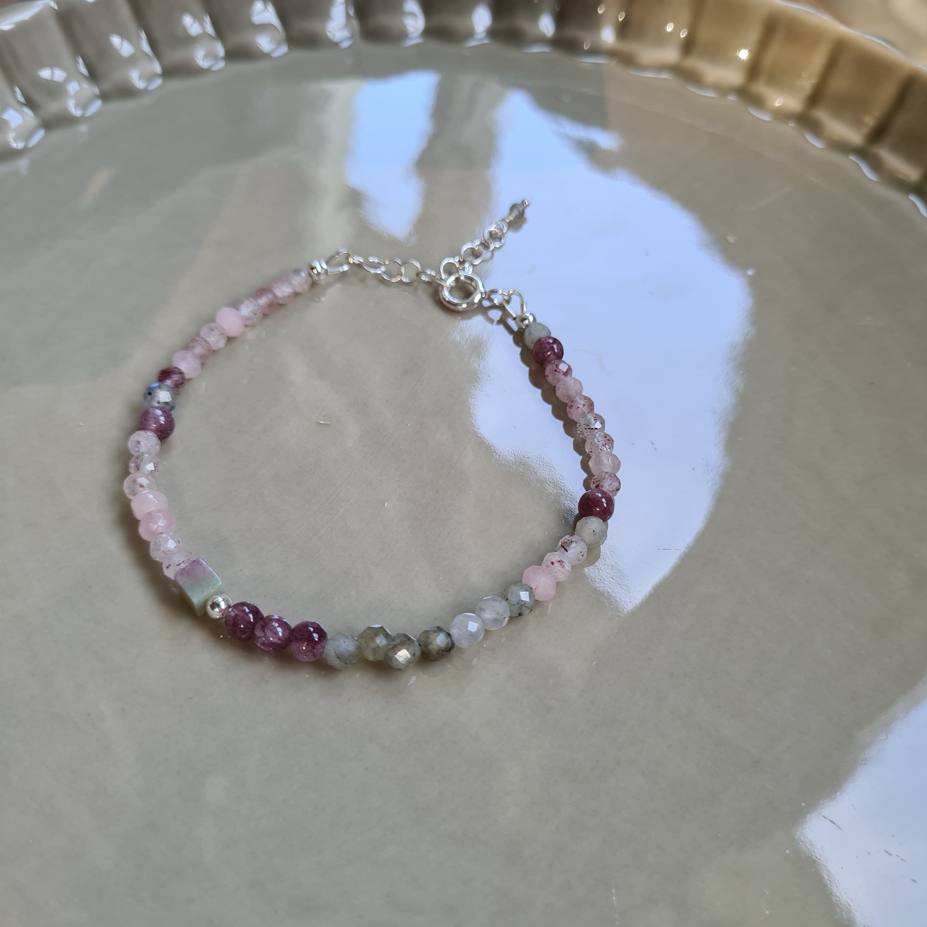 Armband Perhaps, lepidoliet, rozekwarts en labradoriet