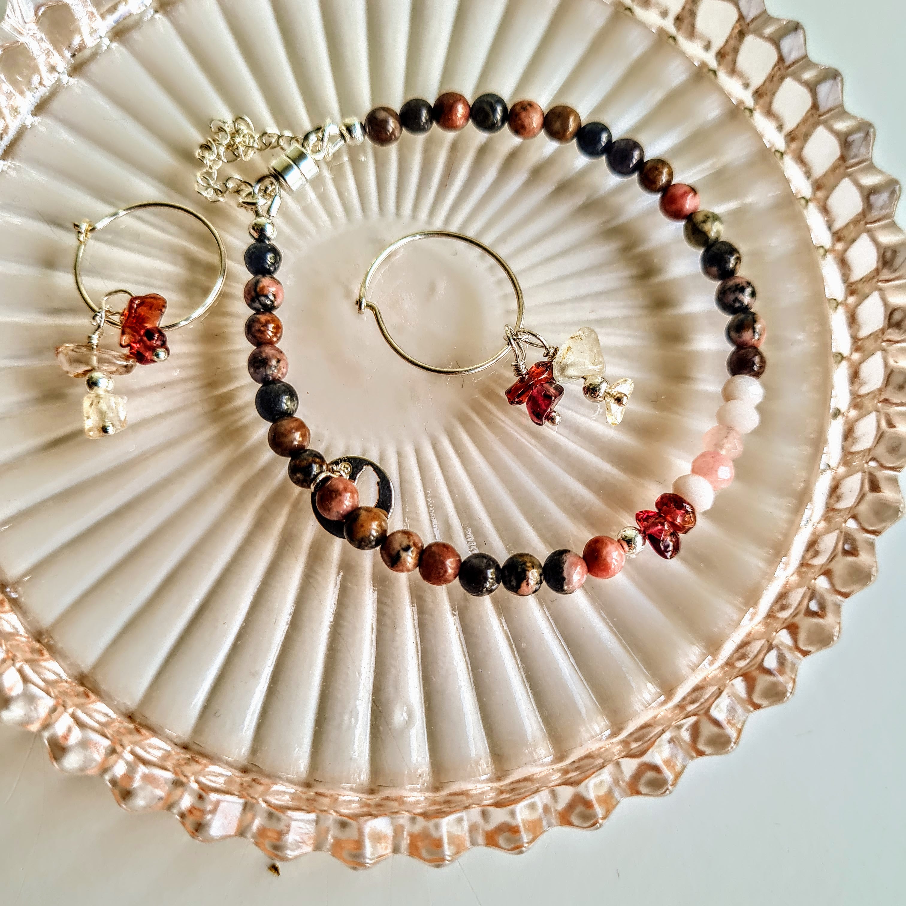Armband Live Twice, rhodoniet en granaat