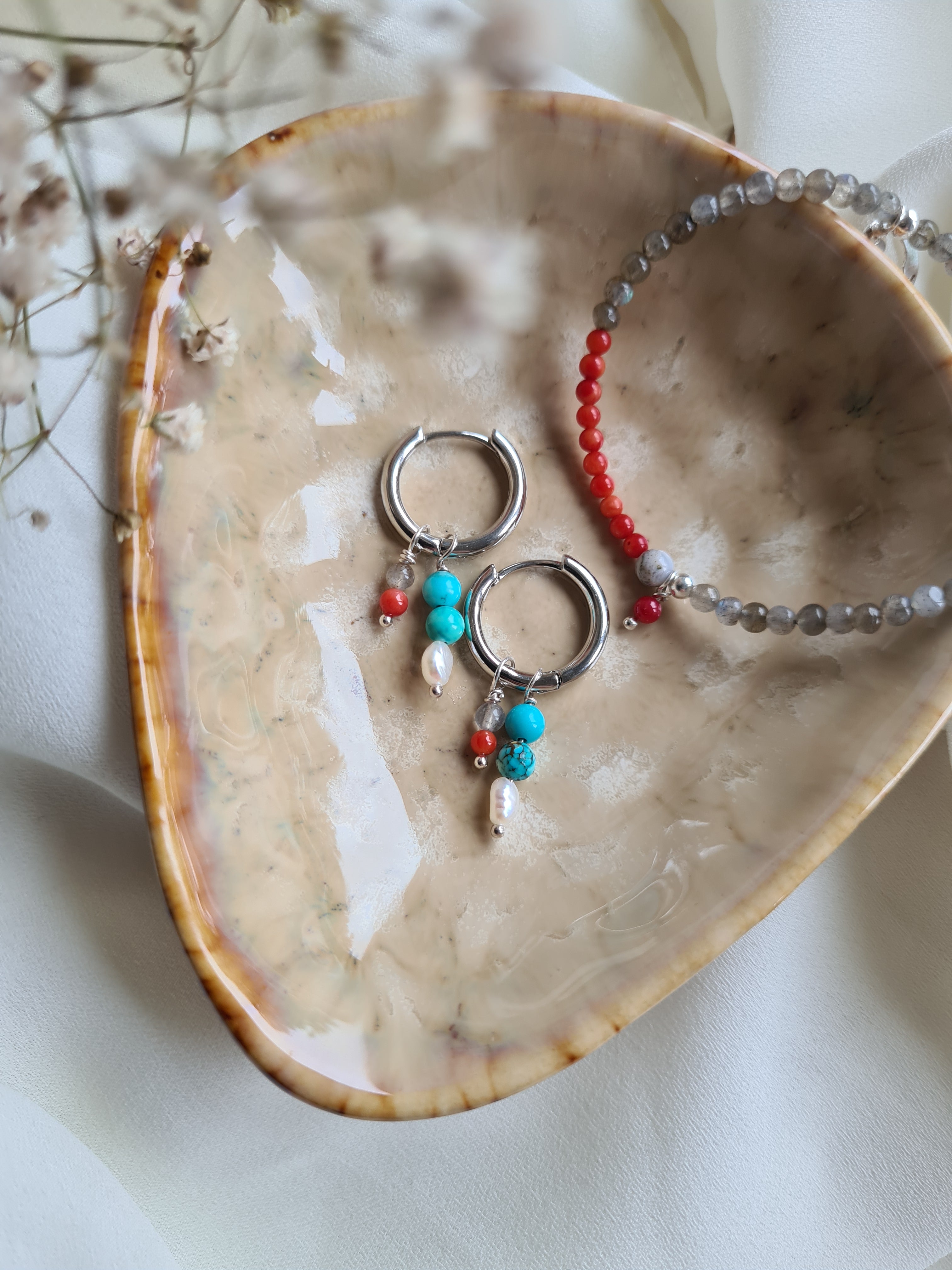 OOrbellen Cheeky Sisters, parel, koraal, turquoise magnesiet