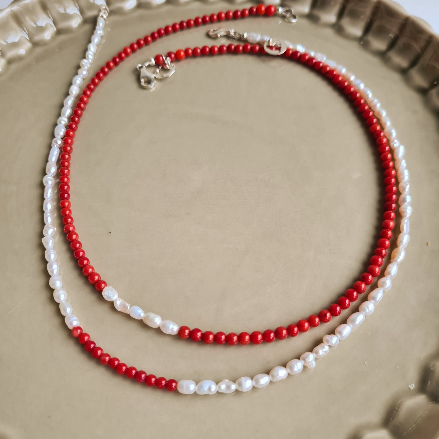 Set Kettingen Charming, koraal en parels