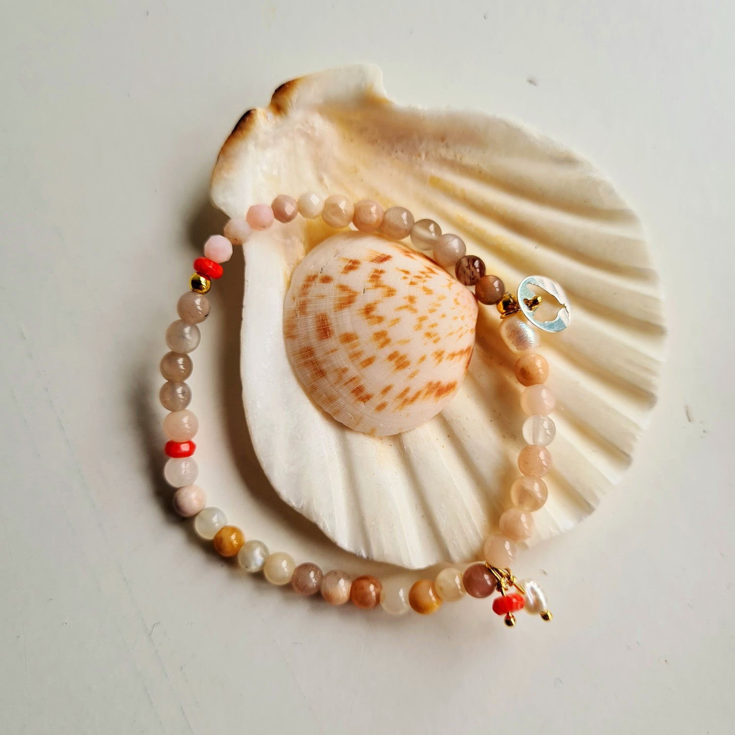 Armband Endless Story, met zonnesteen, opaal, koraal