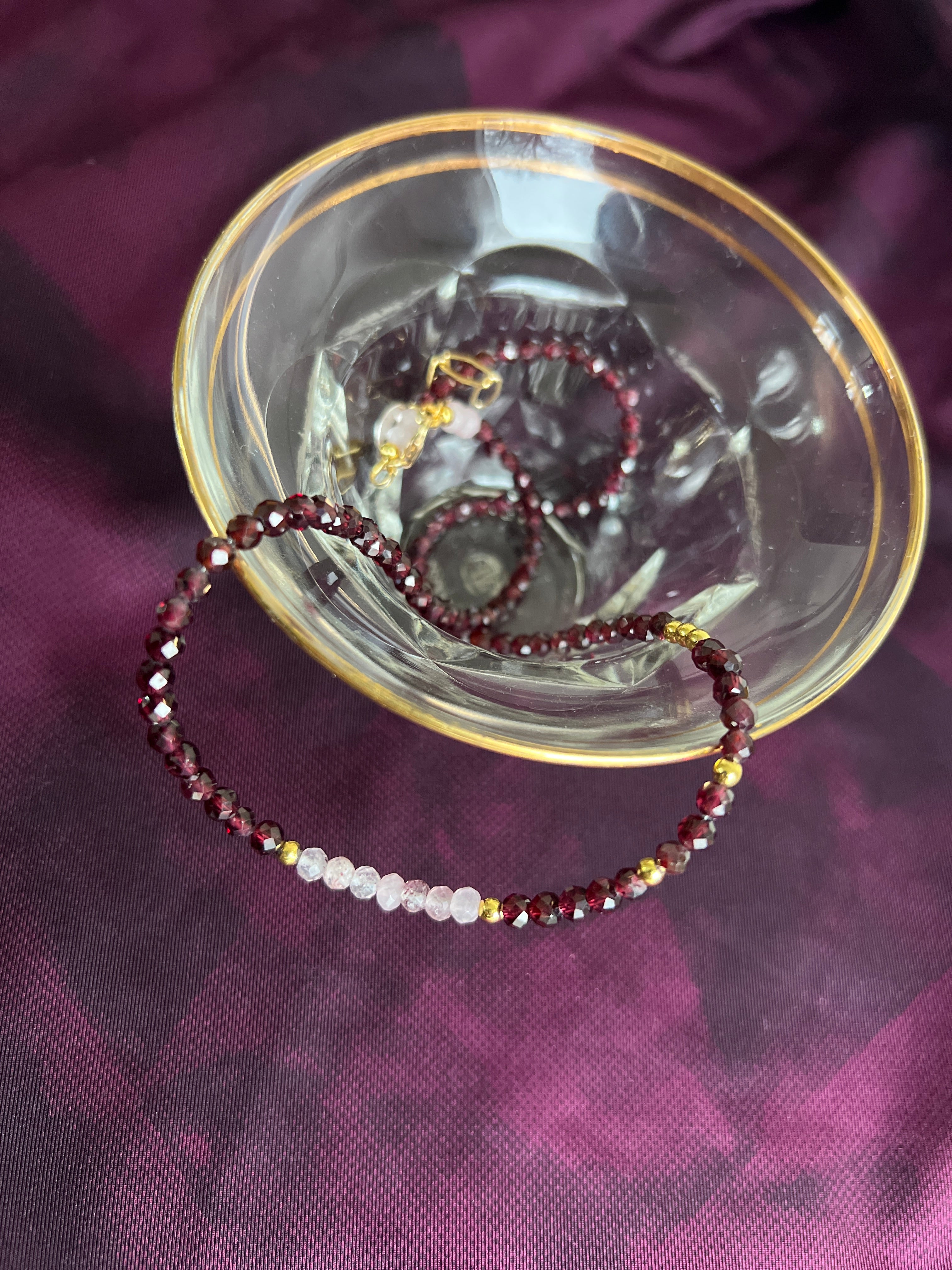 Ketting Kracht & Moed, granaat en rozekwarts