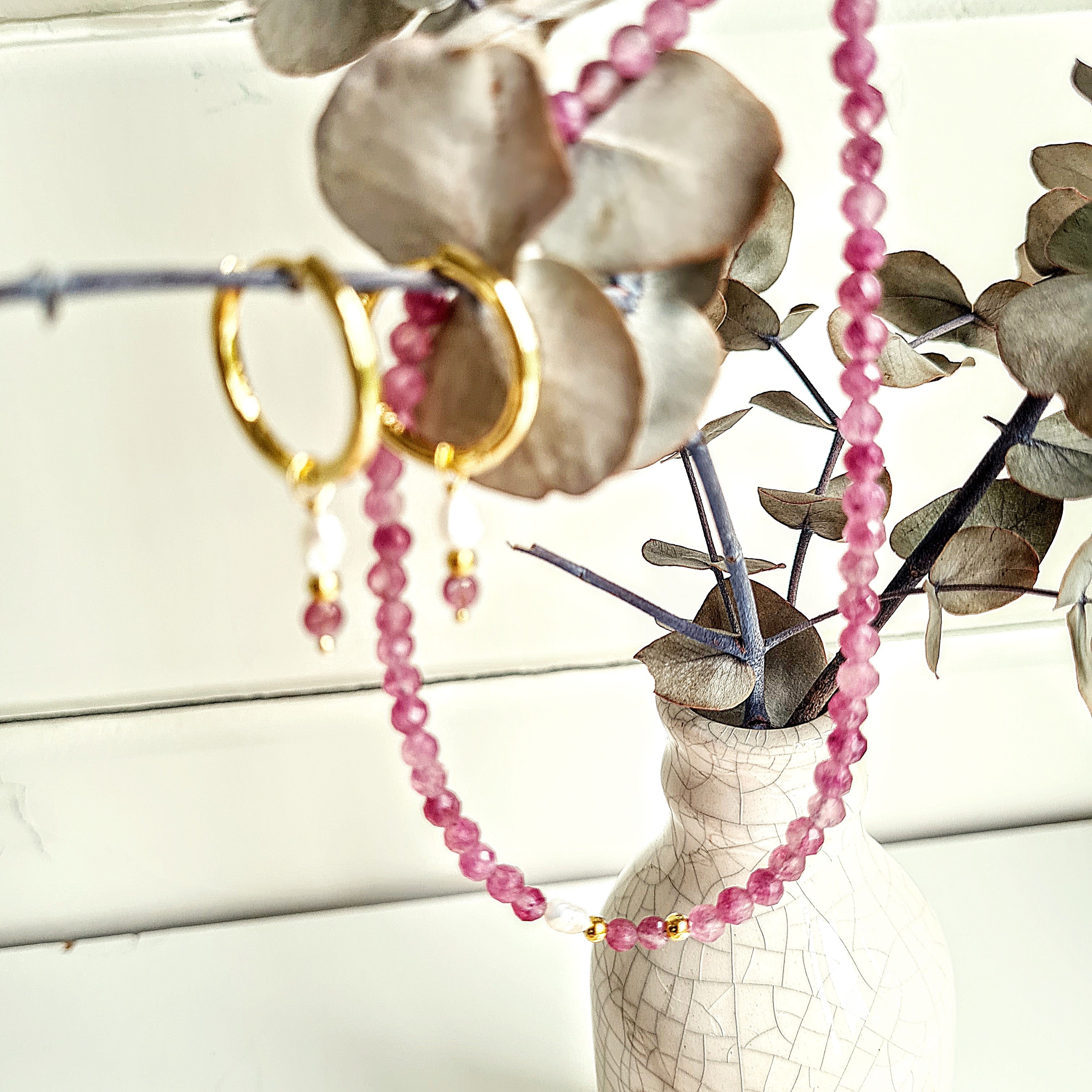 Ketting Yourself, toermalijn, parel