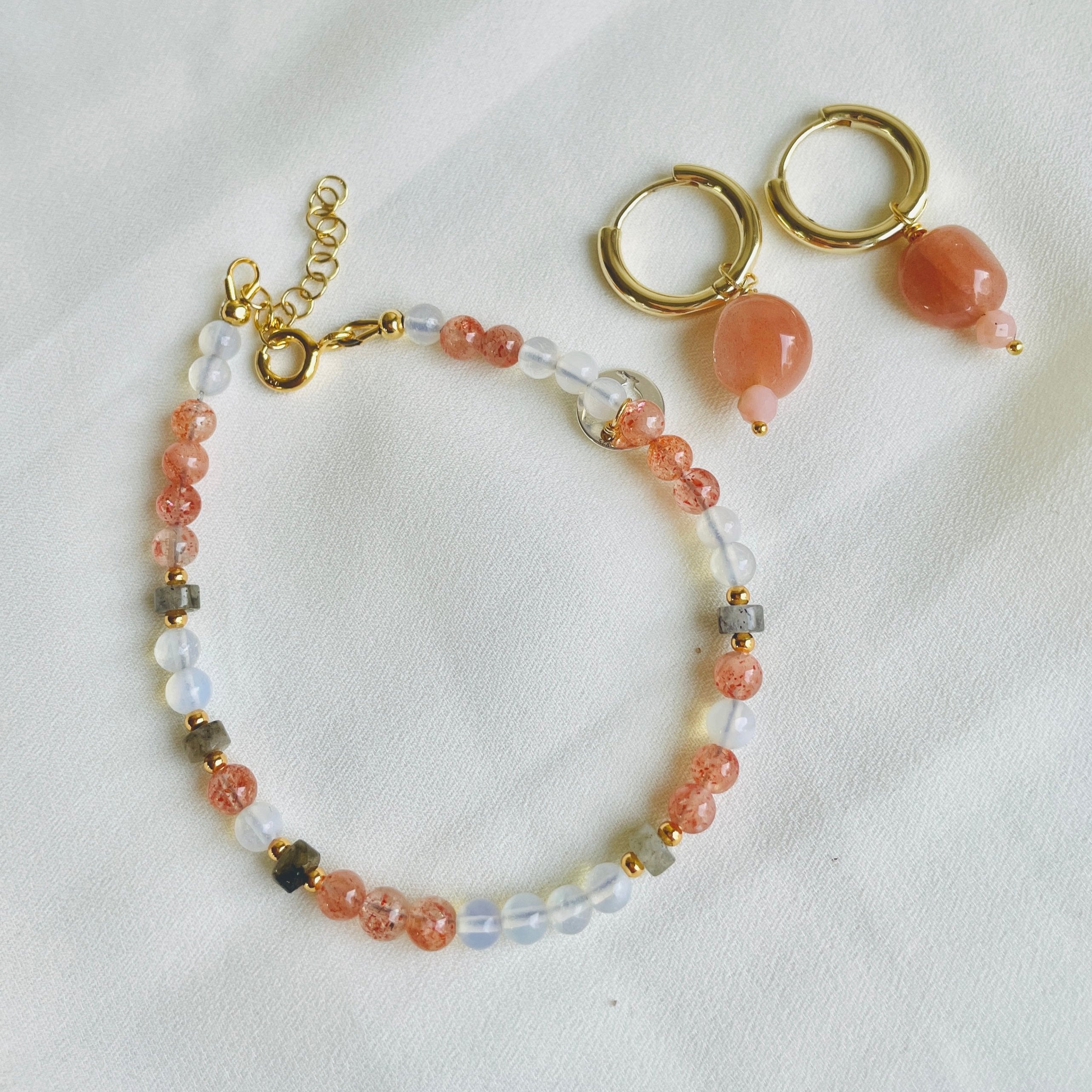 Armband Sun & Moon, zonnesteen, maansteen, labradoriet