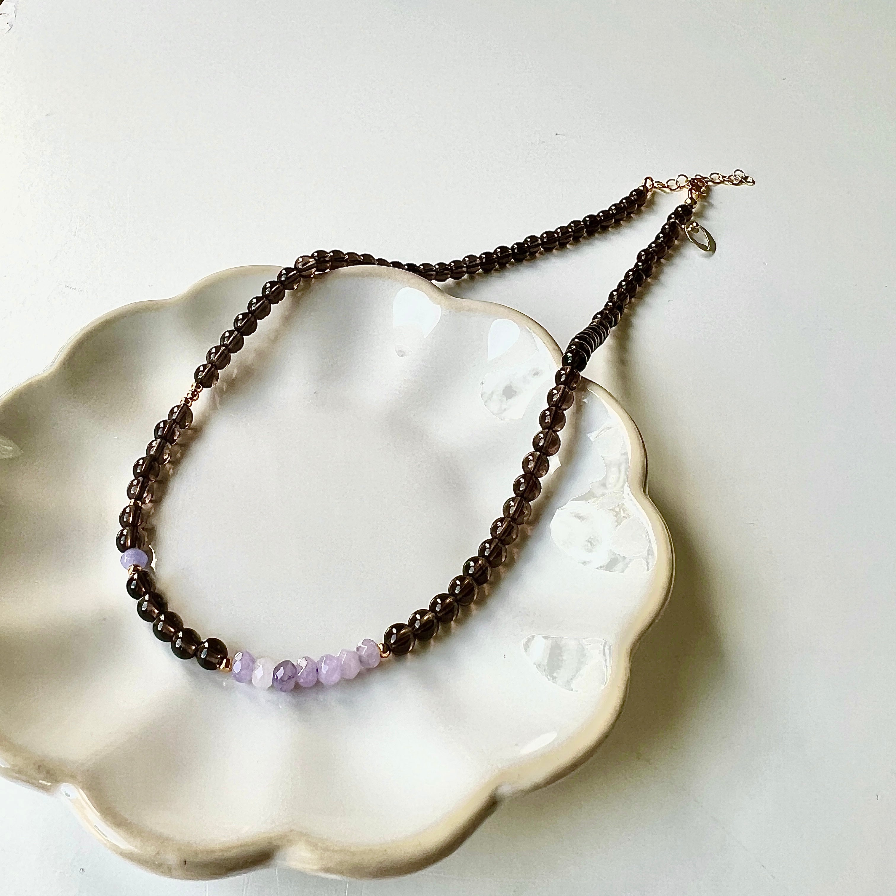 Ketting Ontspanning & Veerkracht, rookkwarts, lila jade