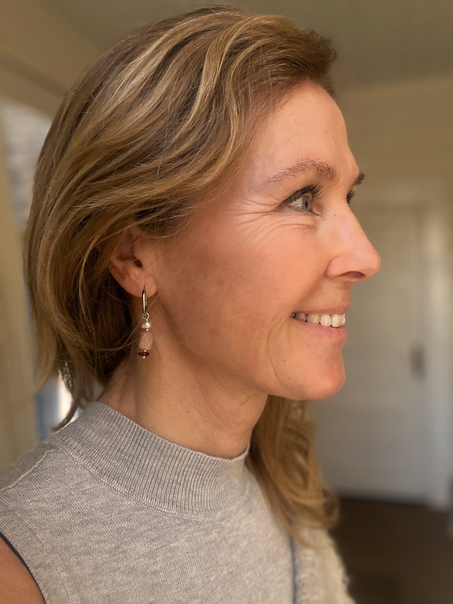 Oorbellen Soft Whisper, zonnesteen, granaat, parel