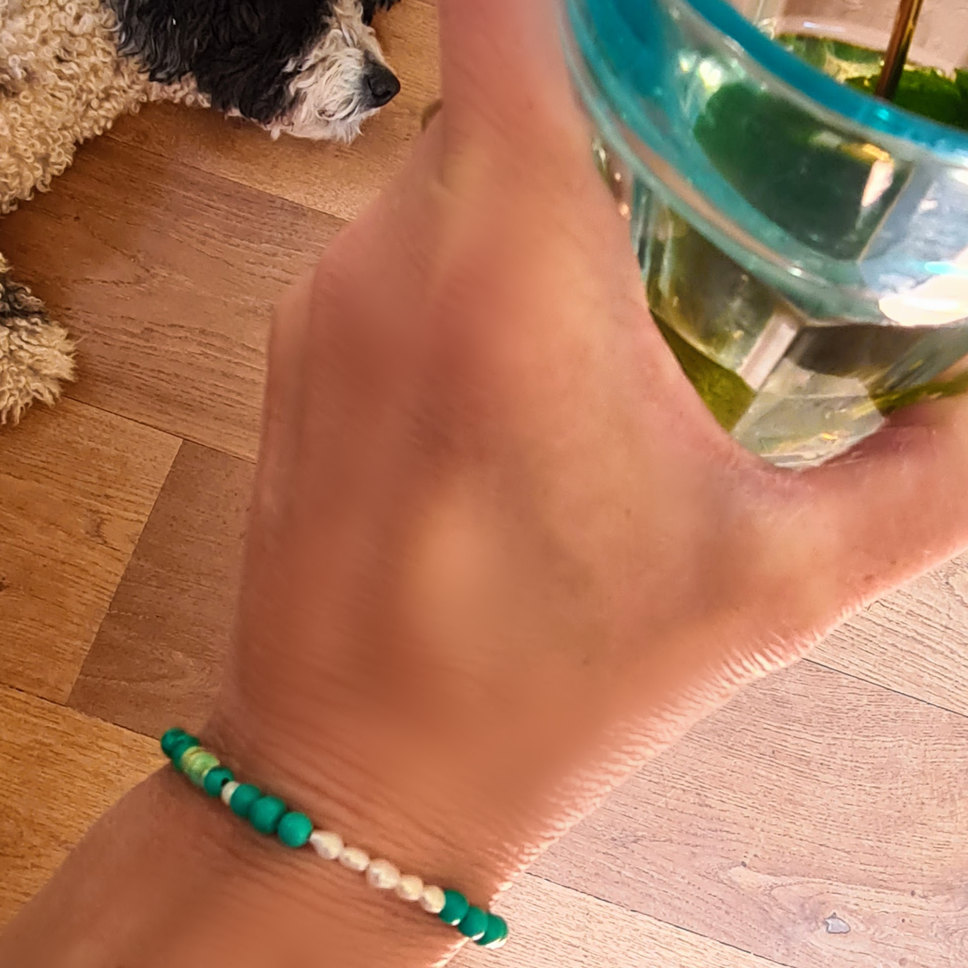 Armband White Awake, groenturquoise magnesiet en parel