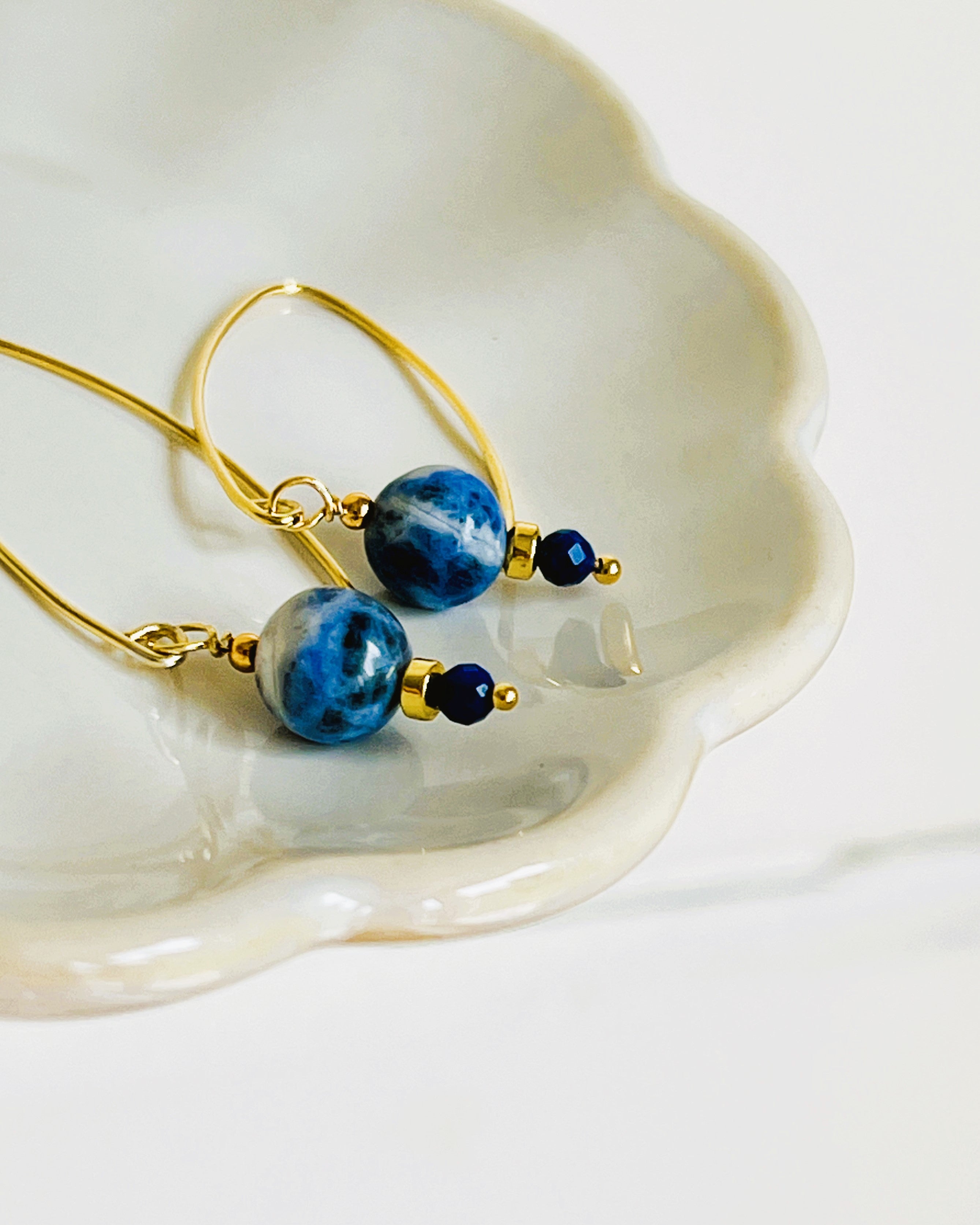 Oorbellen Blue Bird, sodaliet, lapis lazuli