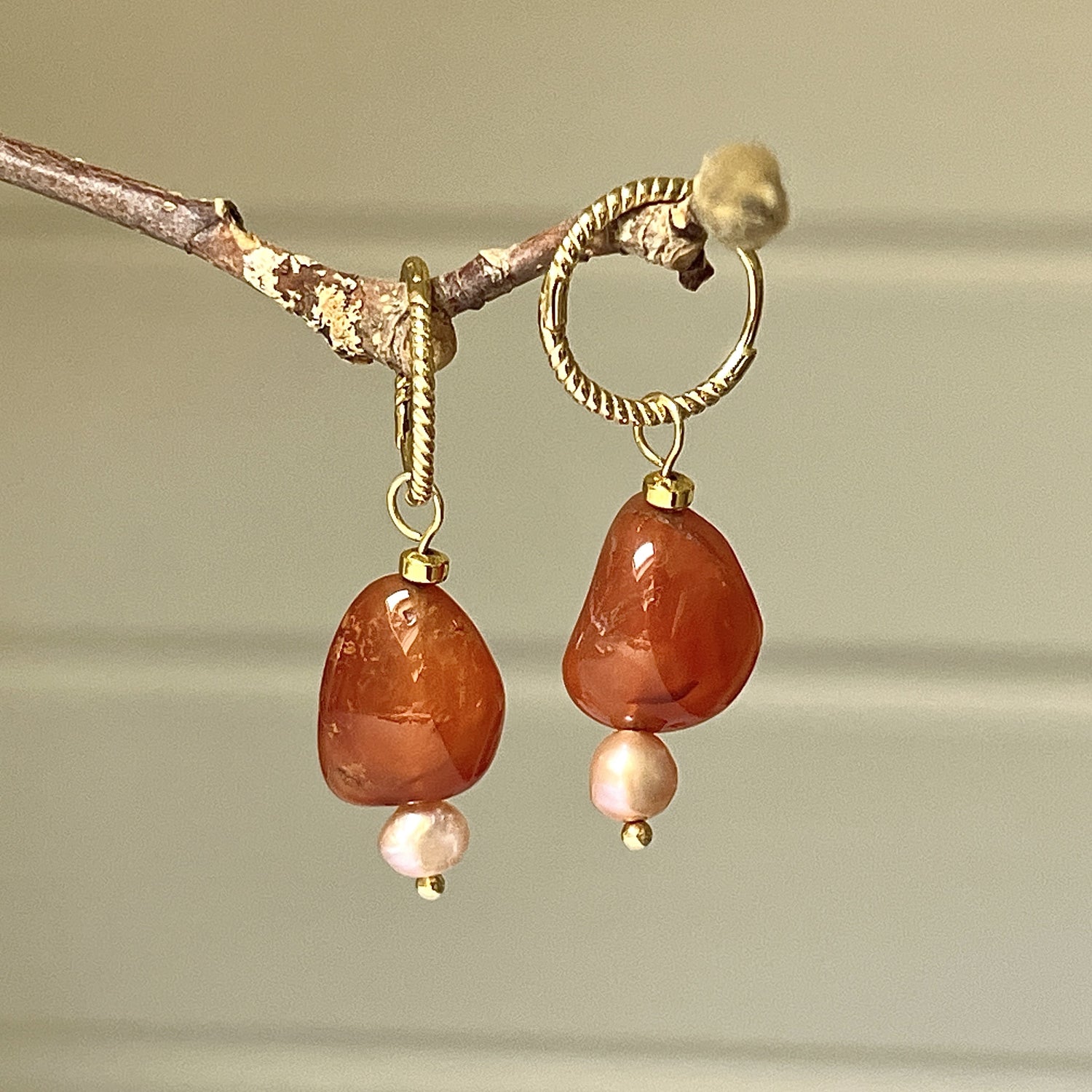 Oorbellen Bonjour Amour, carneool, roze parel