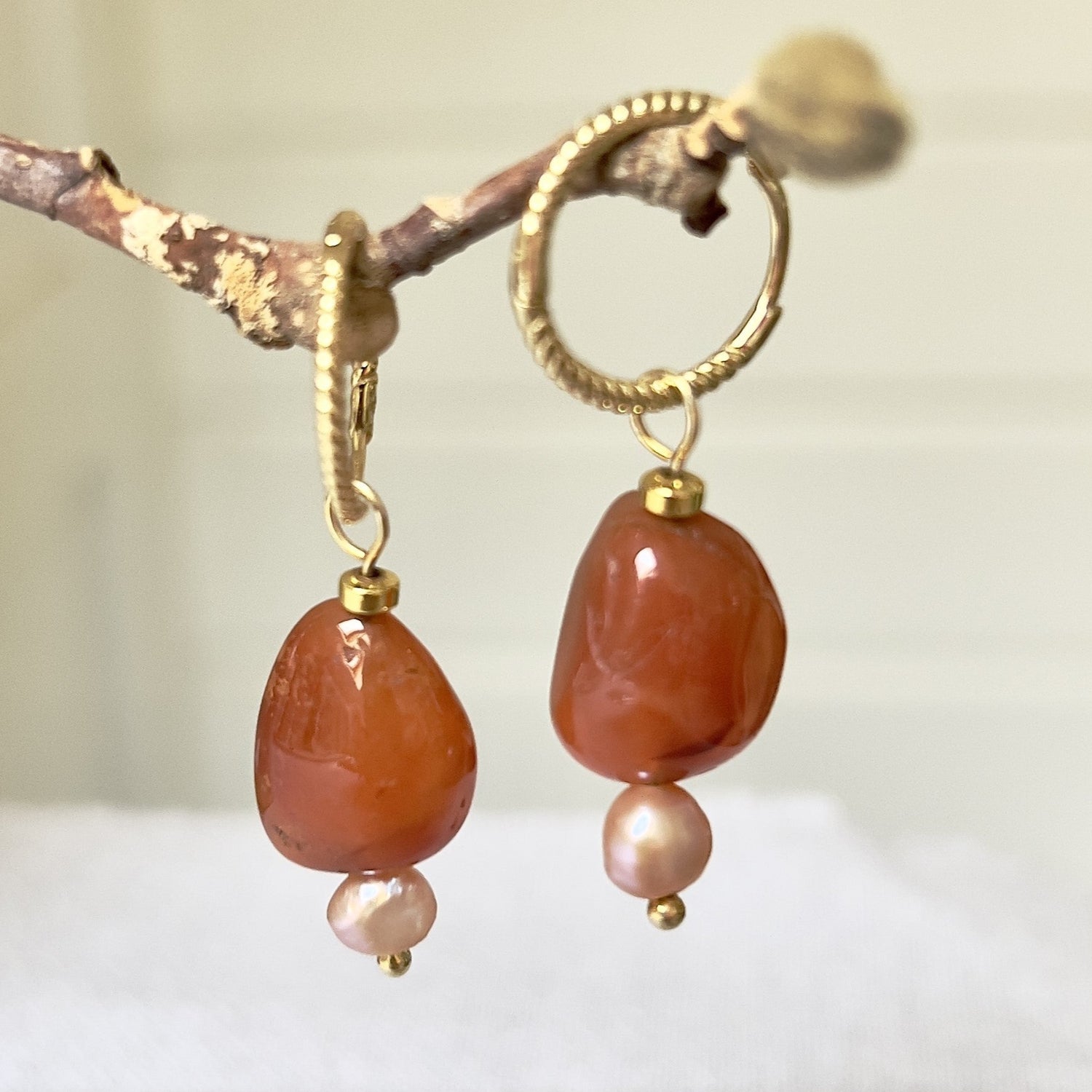 Oorbellen Bonjour Amour, carneool, roze parel