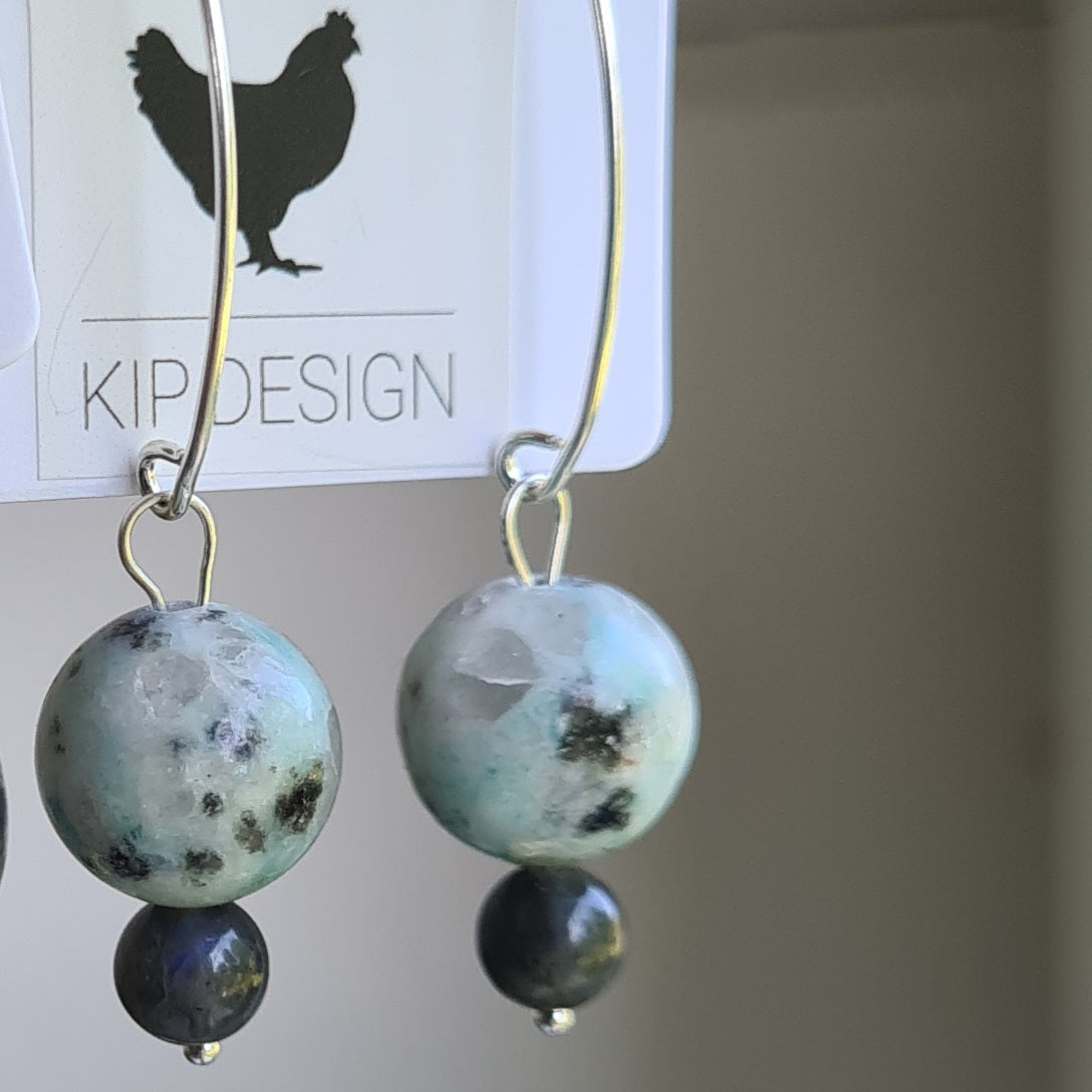 Oorbellen New Sky, labradoriet en kiwi jaspis