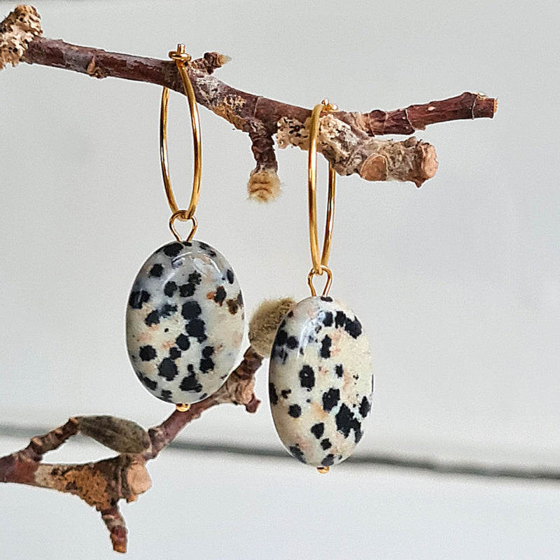 1 Oorringbedel Jenny, dalmatiër jaspis