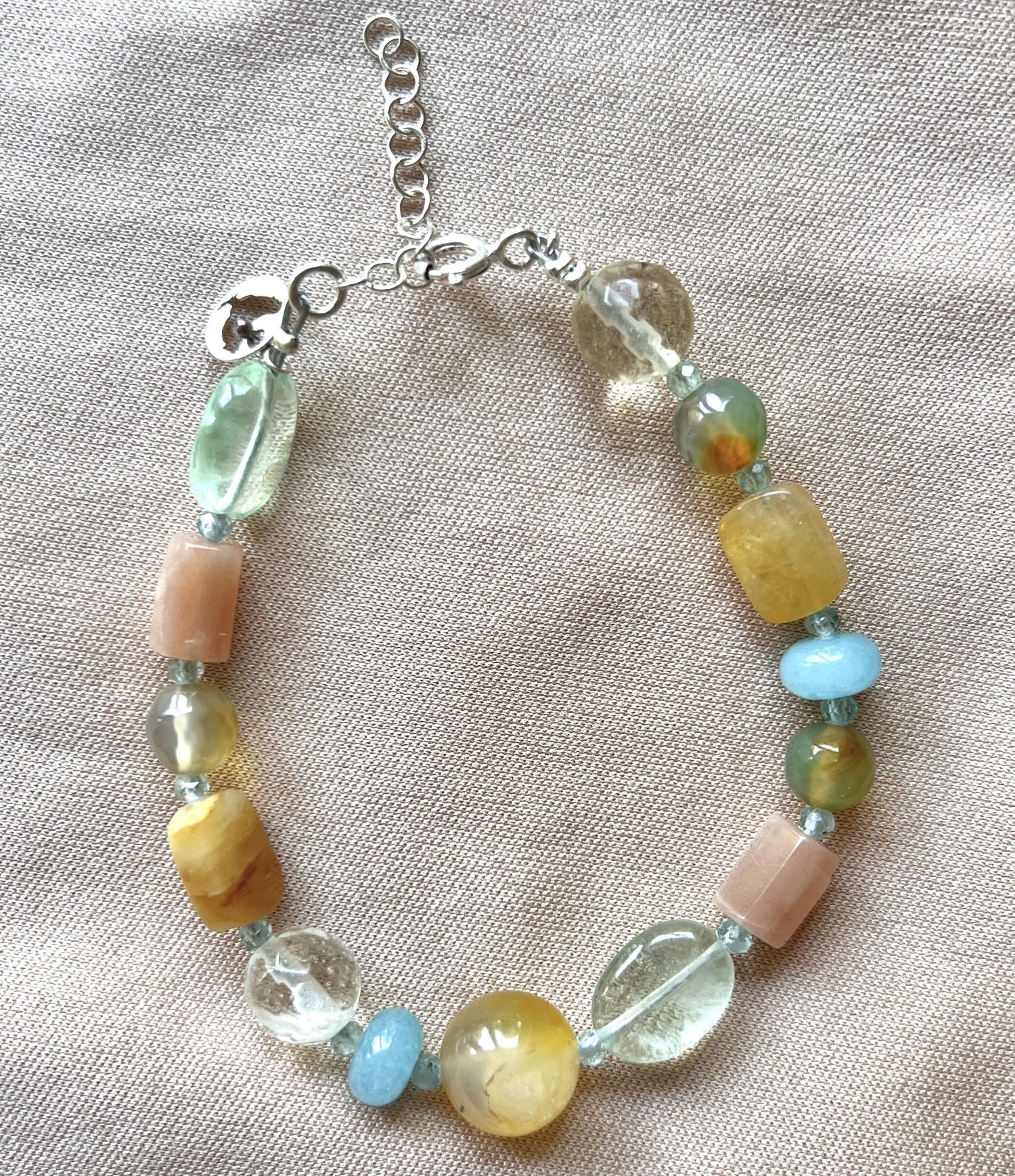 Armband Gently, fluoriet, zonnesteen, toermalijn, agaat