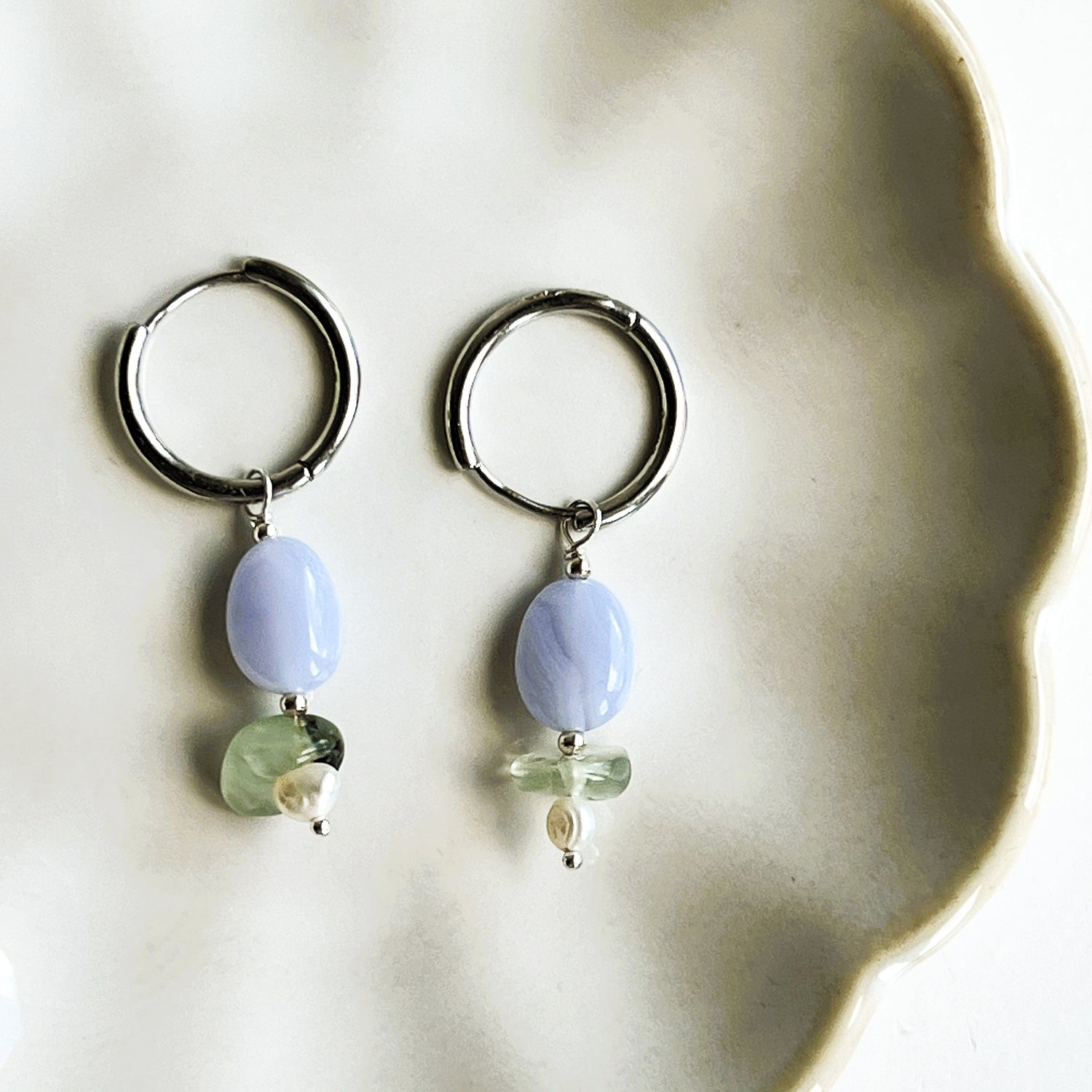 Oorbellen Blue Whisper, aqua chalcedoon, prehniet