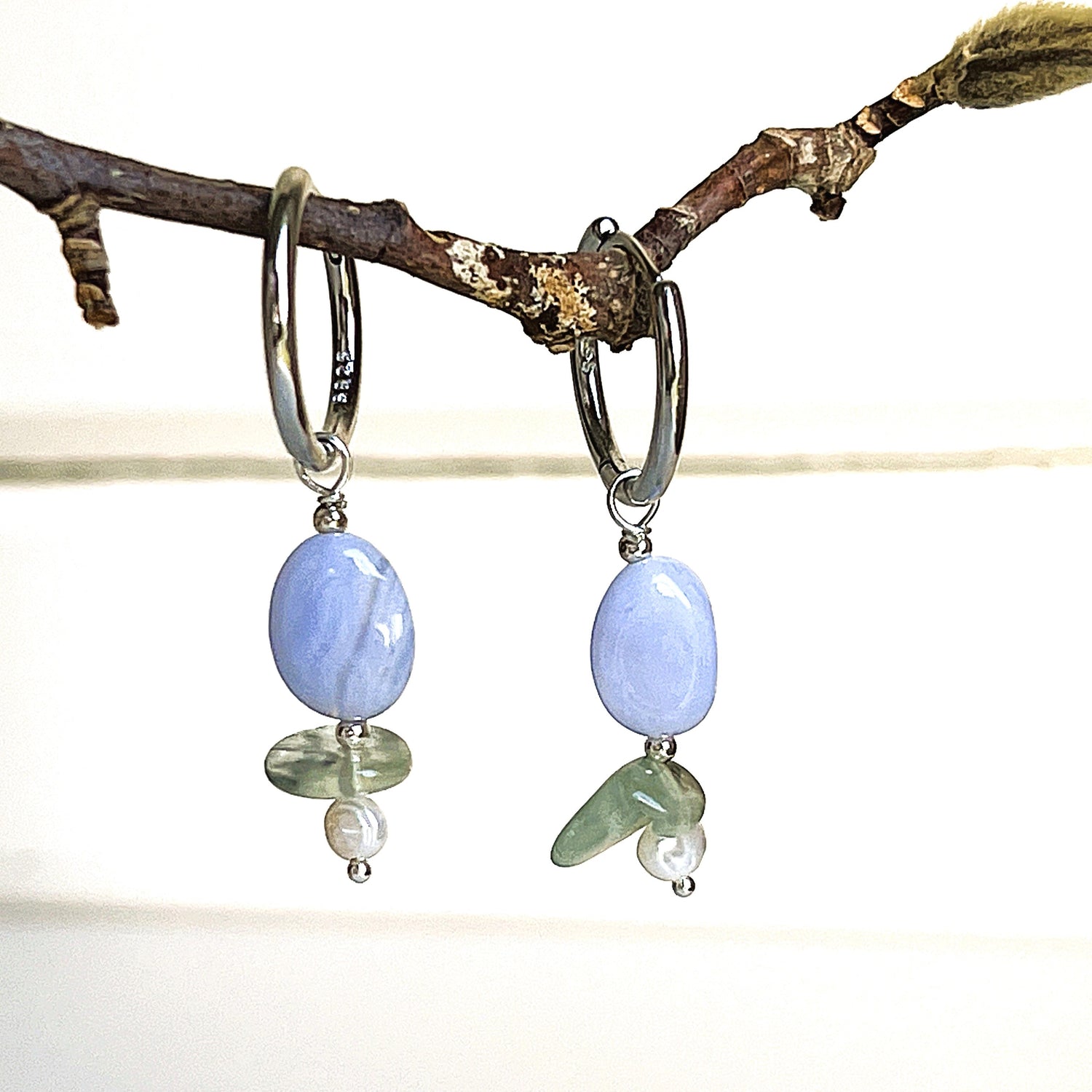 Oorbellen Blue Whisper, aqua chalcedoon, prehniet