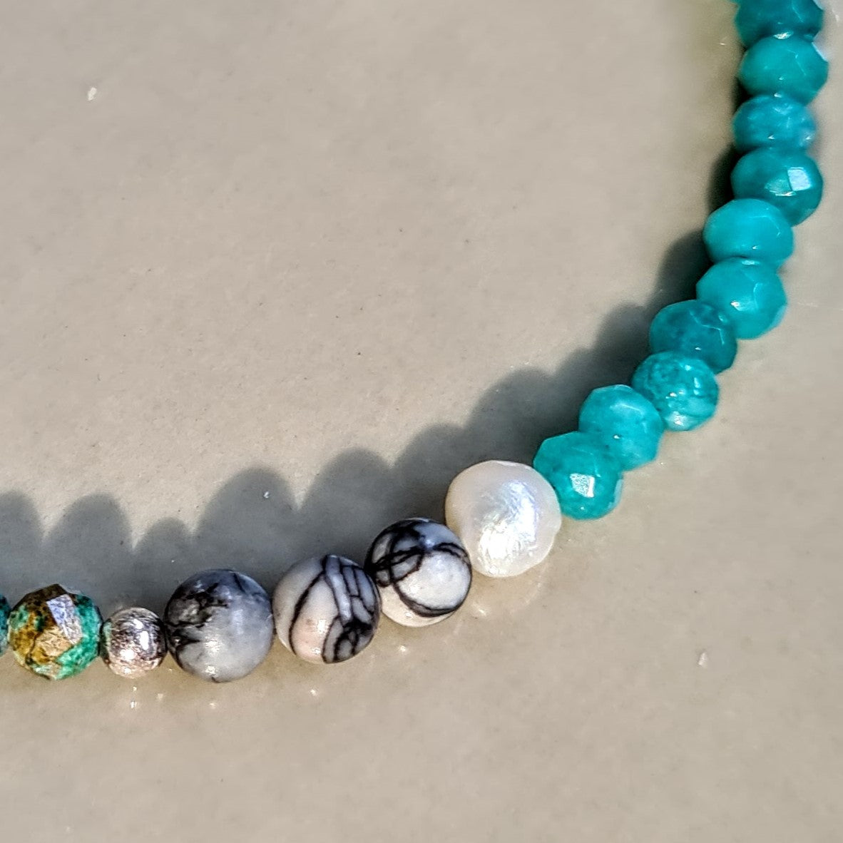 Enkelbandje Pearl Ocean, jade, parel en chrysocolla