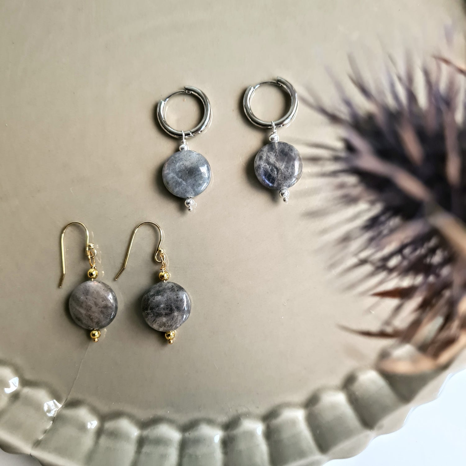Set Oorbellen en Armband Hidden Intuition, parel, labradoriet