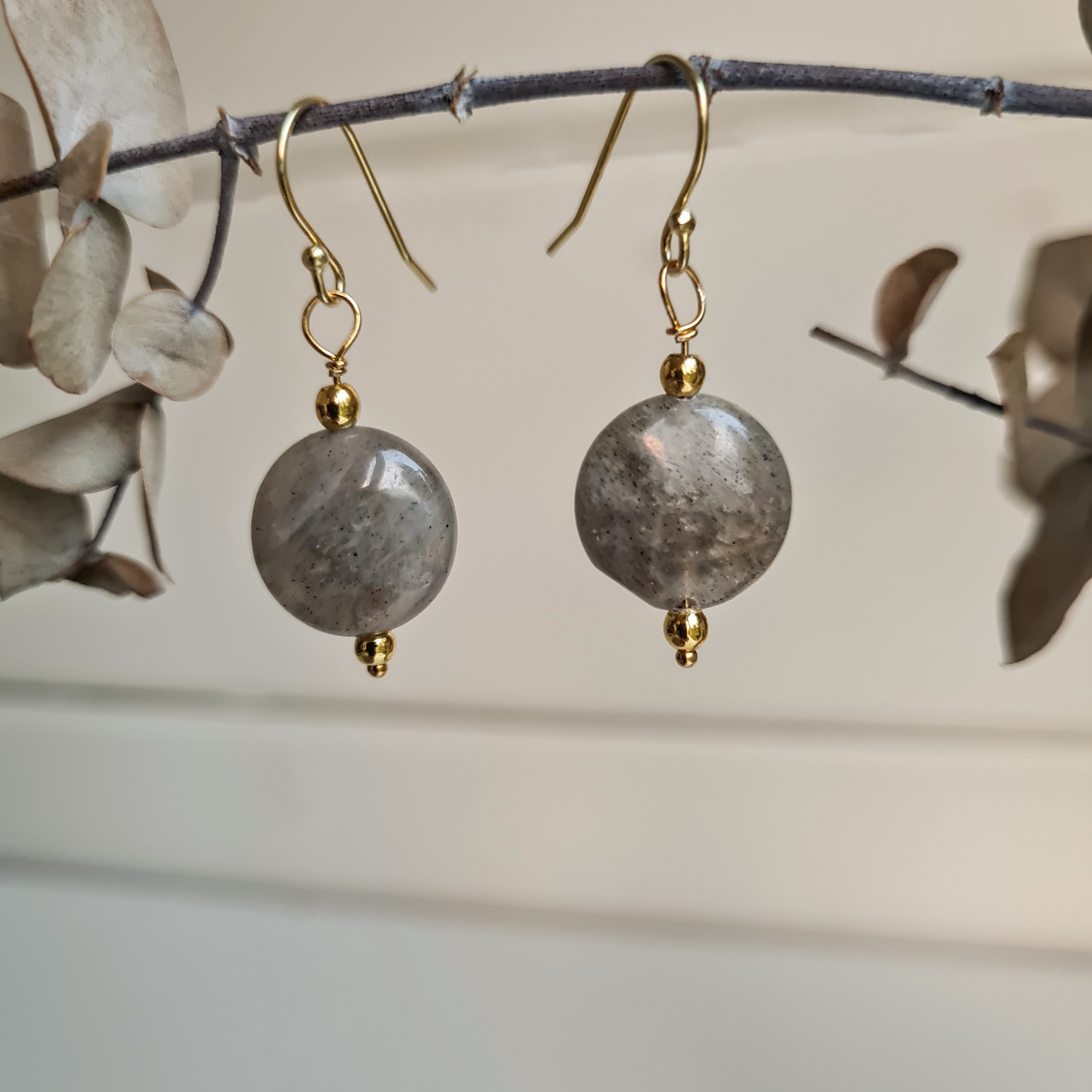 Set Oorbellen en Armband Hidden Intuition, parel, labradoriet