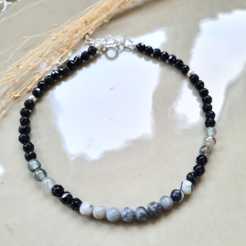 Enkelbandje Darkness, onyx en zebra jaspis