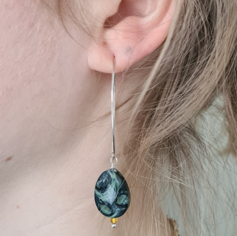Oorbellen Long Darkness, eldariet, amber