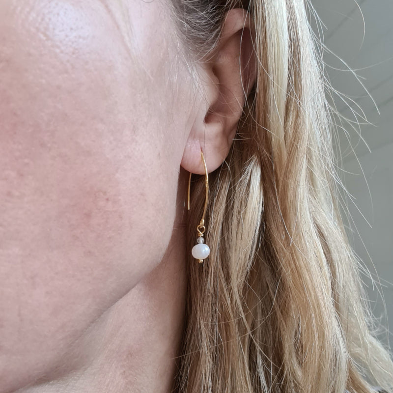 Oorbellen Golden Pearl, parel, labradoriet