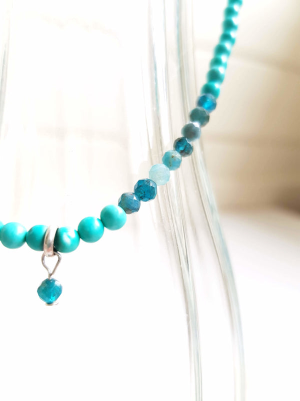 Ketting Blue Ocean, turquoise magnesiet en apatiet