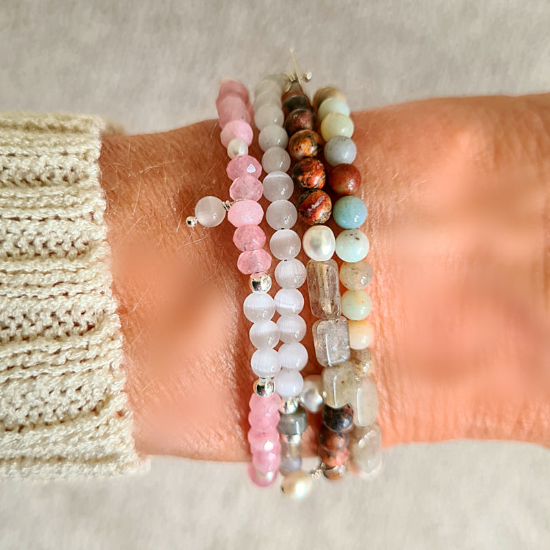 Armband Pink Blossom, jade, parel, maansteen, rhodoniet