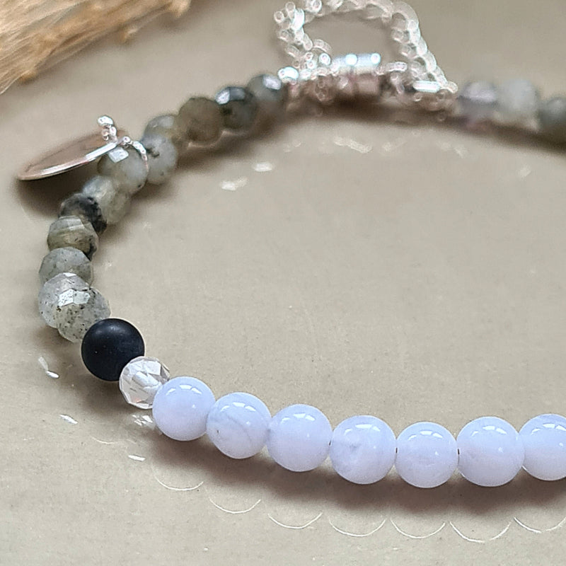Armband Soft Moments, labradoriet, blue lace agaat, onyx