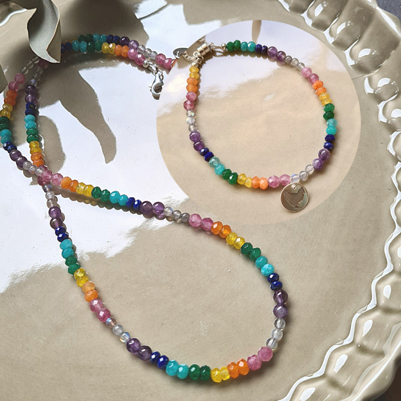 Armband Rainbow, regenboog / chakra kleuren, amethist, lapis lazuli