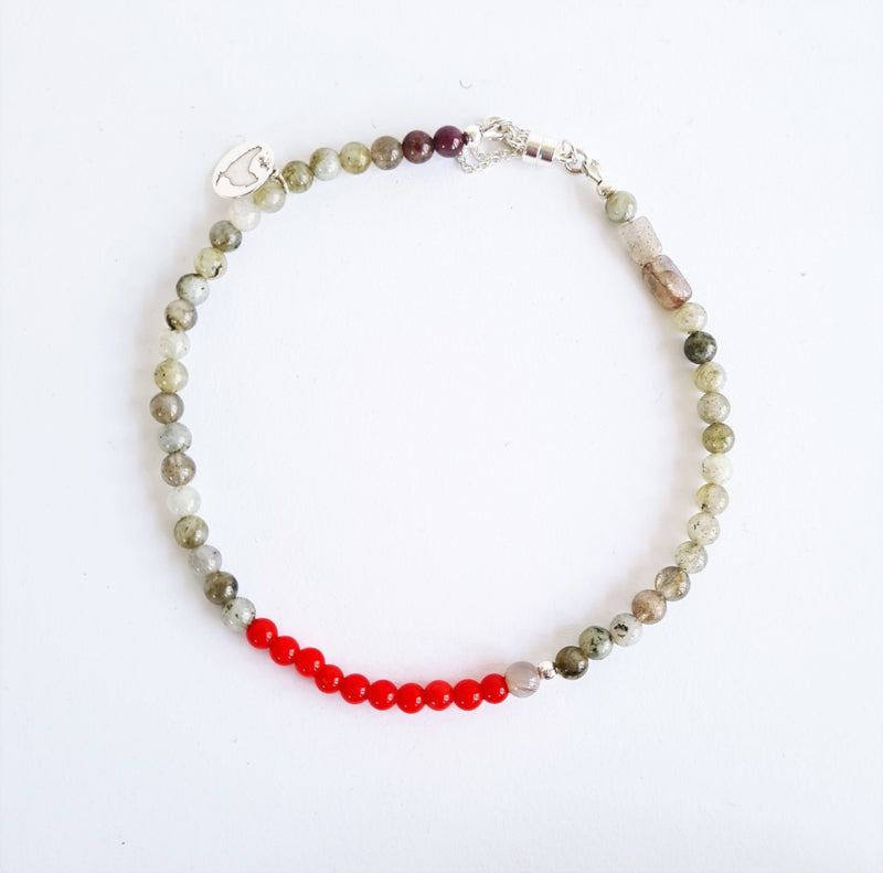 Armband Cheeky, granaat, koraal en labradoriet