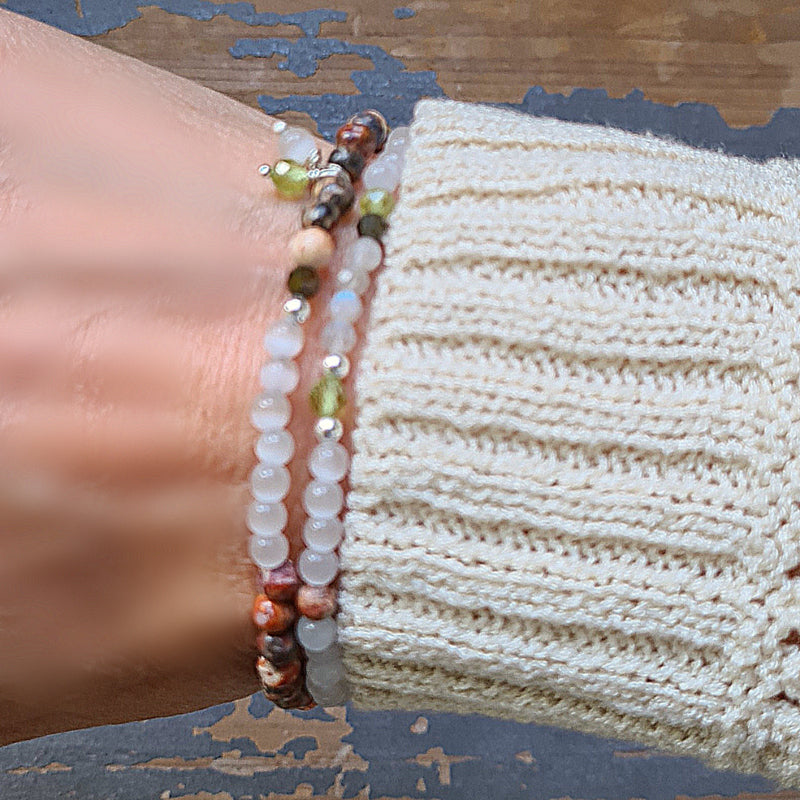 Armband White Snow, met jaspis en wit kattenoog