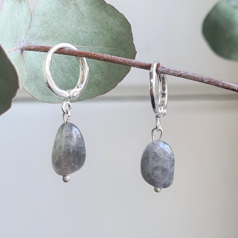1 Oorbel Grey Rocks, labradoriet
