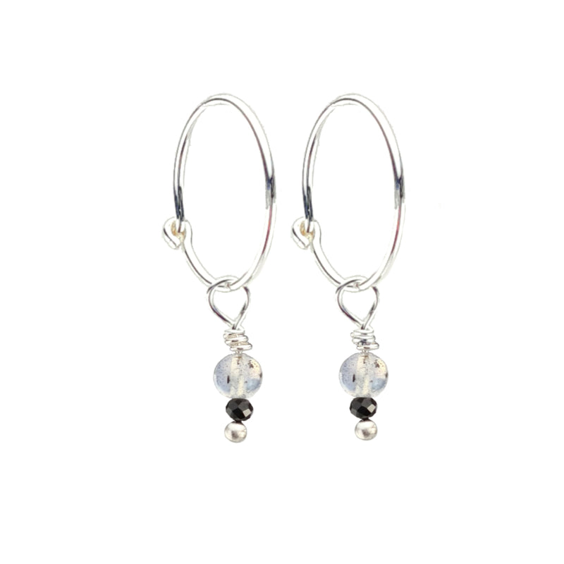 1 Oorring Open air, labradoriet, spinel