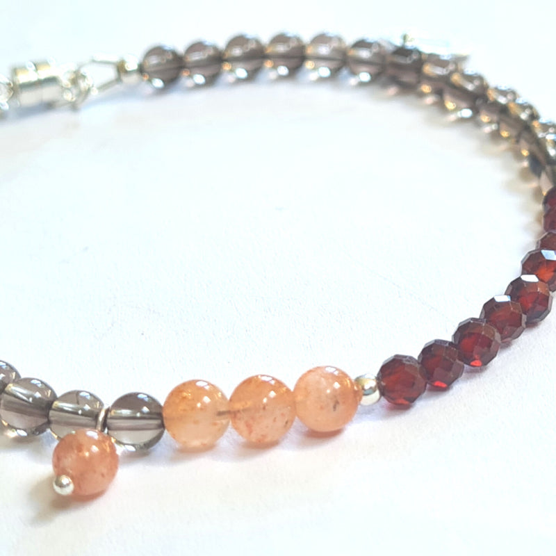 Armband Rose, rookkwarts, granaat, zonnesteen