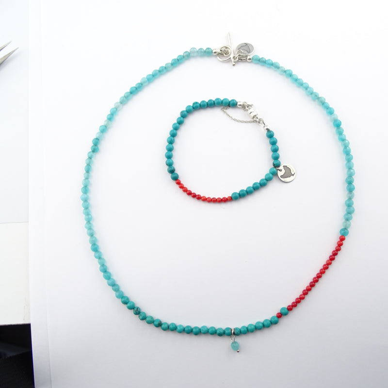 Ketting Wide View, turquoise magnesiet, jade en koraal