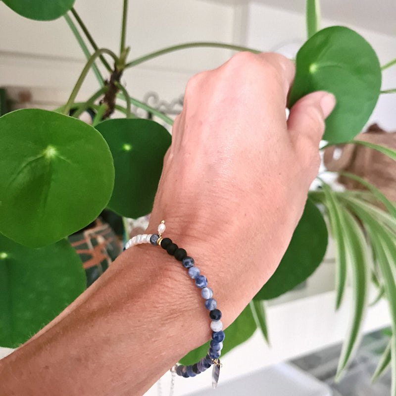Armband Bilbao, sodaliet, zoetwater parel