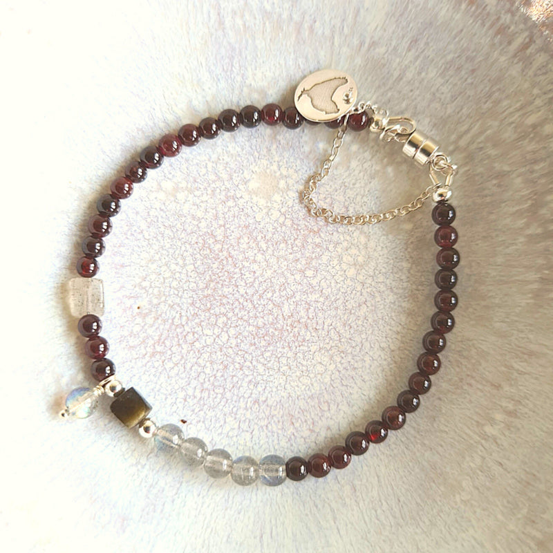 Armband Flows, granaat, obsidiaan en labradoriet