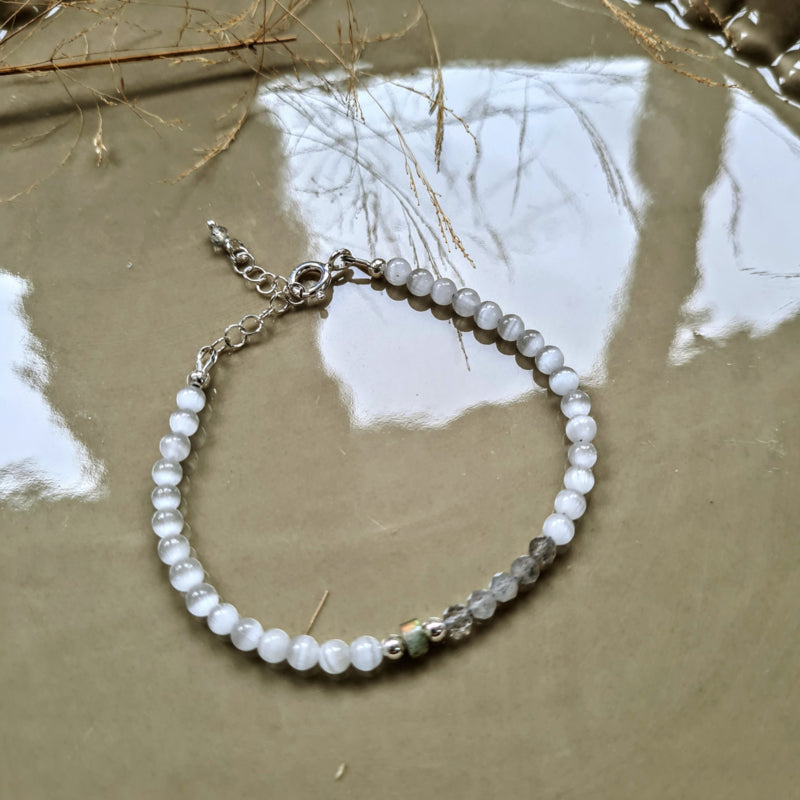 Set ketting en armband White Cat, labradoriet en wit kattenoog