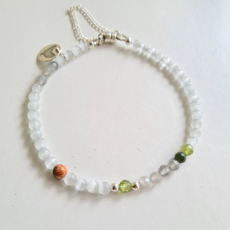 Armband White Snow, met jaspis en wit kattenoog