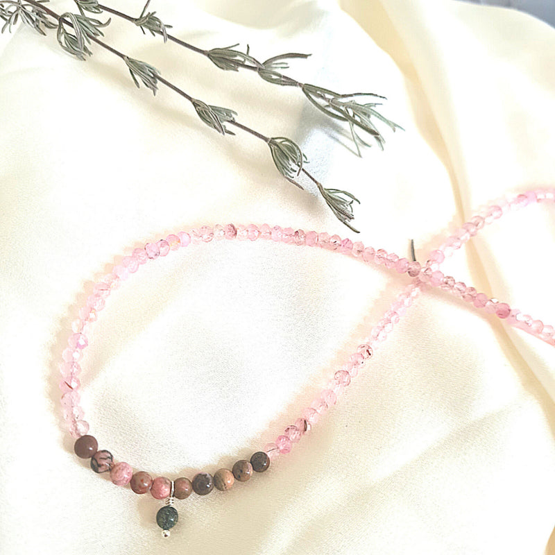Ketting Pale Blossom, rozekwarts en rhodoniet