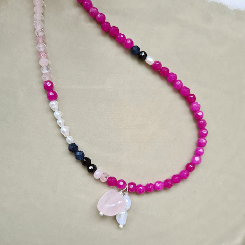 Ketting Sabine , jade, parel en rozekwarts
