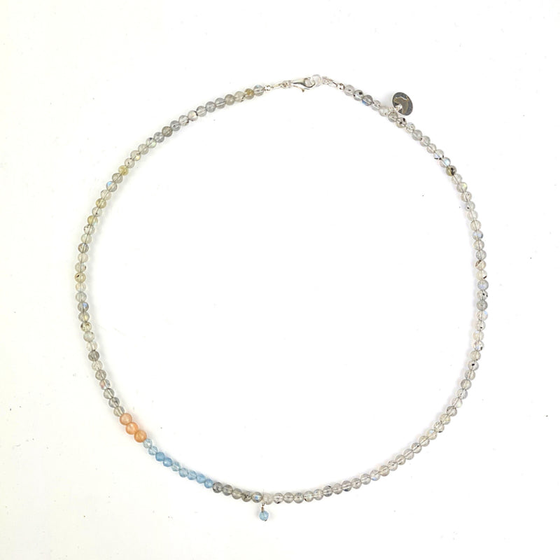 Ketting Soft Earth, labradoriet en zonnesteen