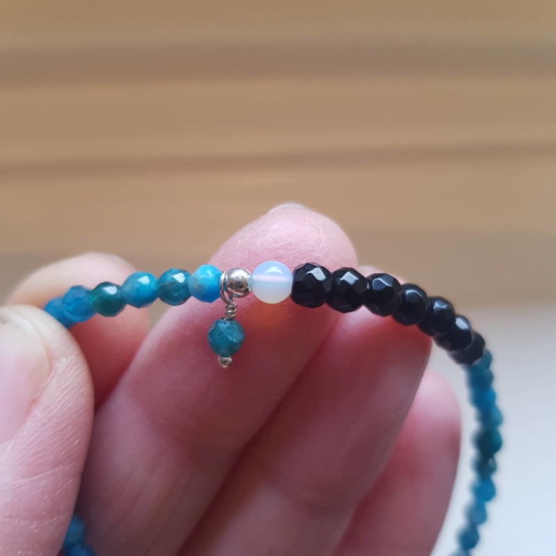 Armband Dark Moon, apatiet, maansteen, onyx