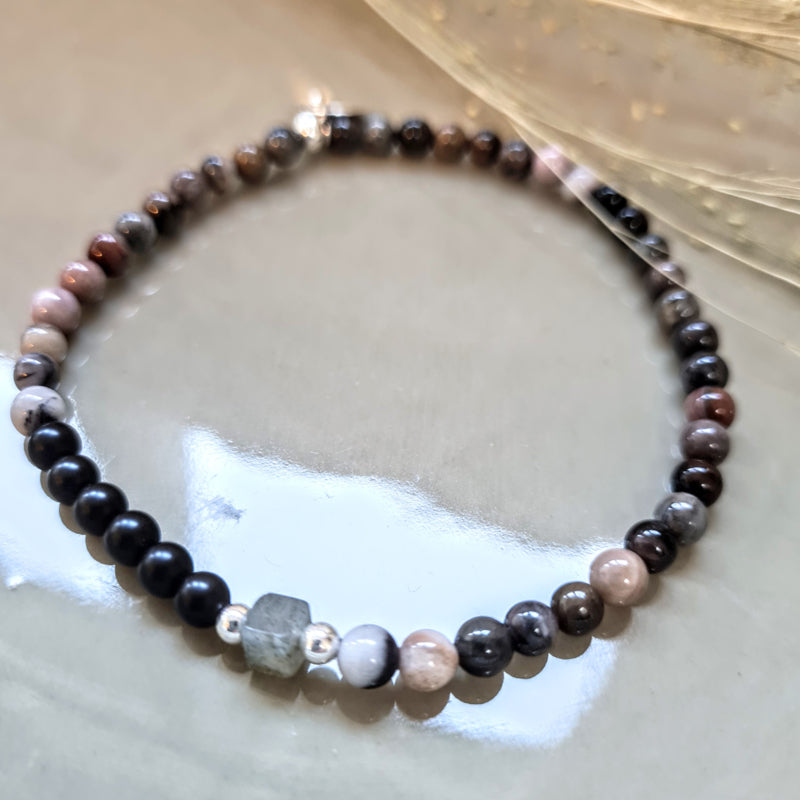 Armband Tiny Rocks, rhodoniet, onyx, rookkwarts