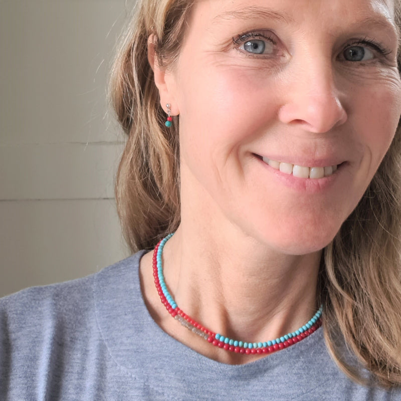 Ketting Cheeky, koraal en labradoriet