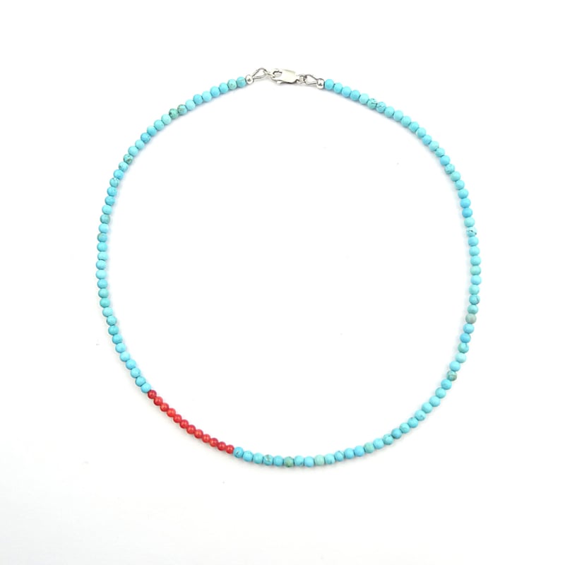 Ketting Wide Awake no.1, turquoise magnesiet en koraal