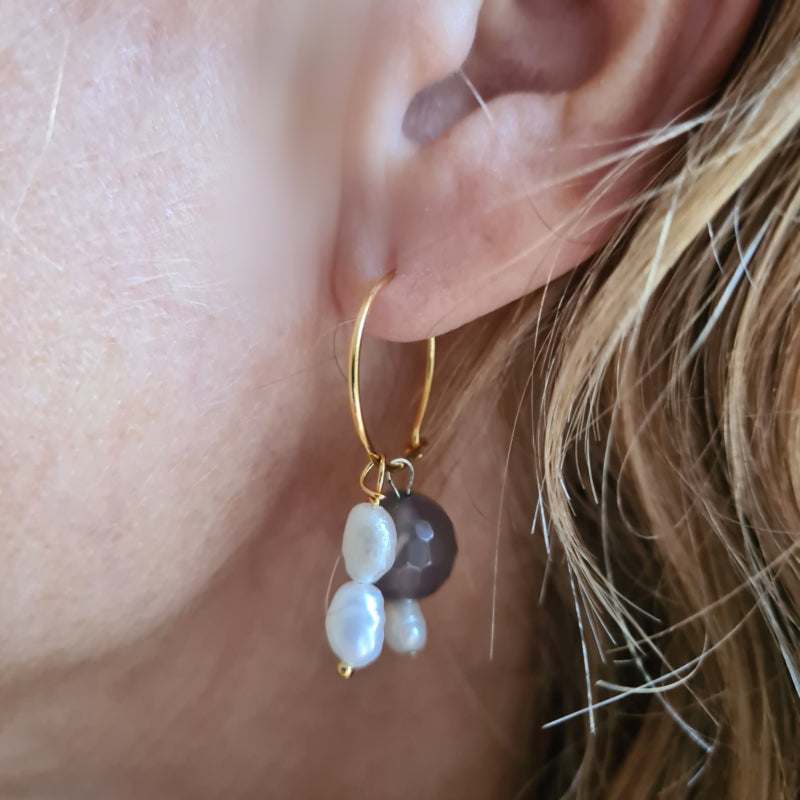 Oorringen Sister Pearls, parel, rookkwarts