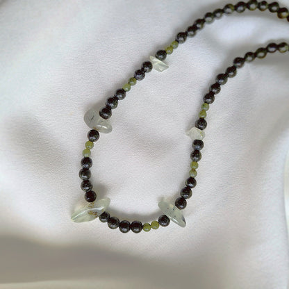 Ketting Green Path, groene zoïsiet, prehniet, serpentijn